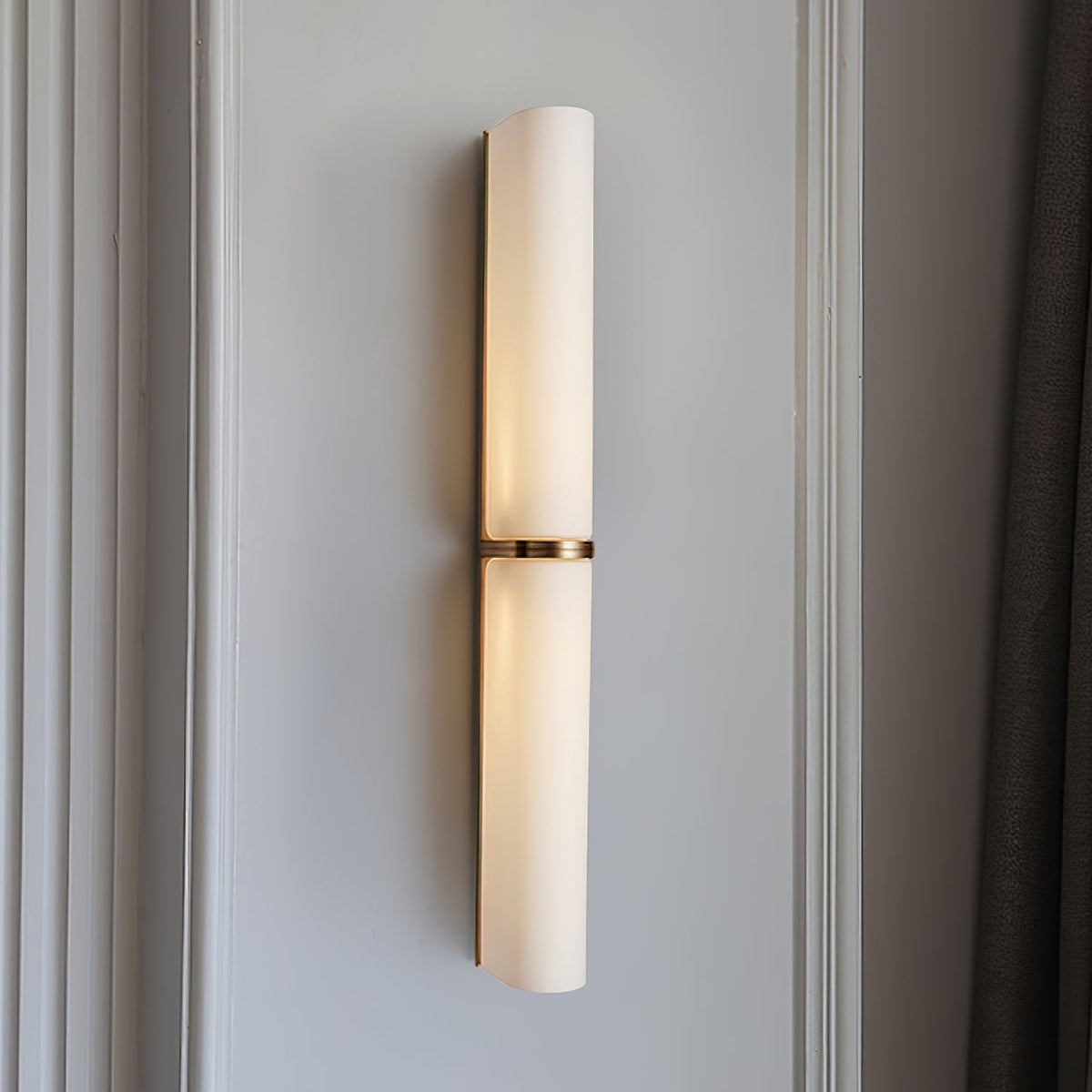 Eirisine Pendelleuchte aus Glas mit Wandleuchte