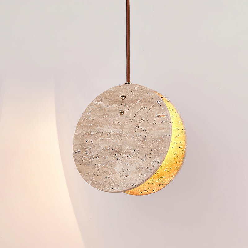 Sern Crescent Travertine Pendelleuchte