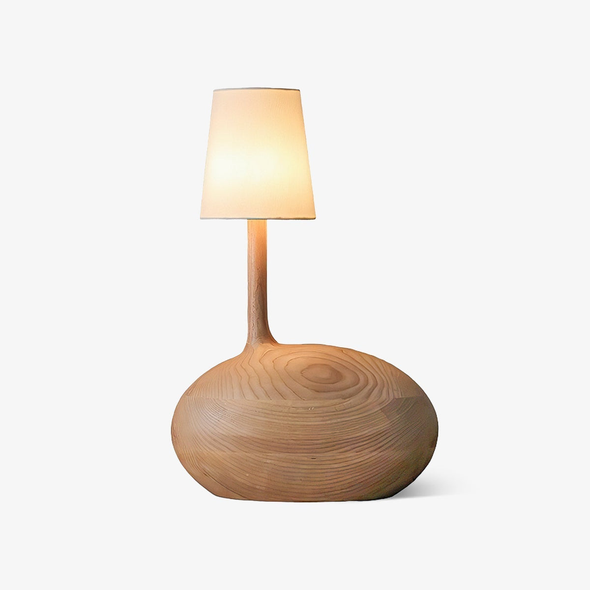 Brixten Tischleuchte aus Holz und Stoff