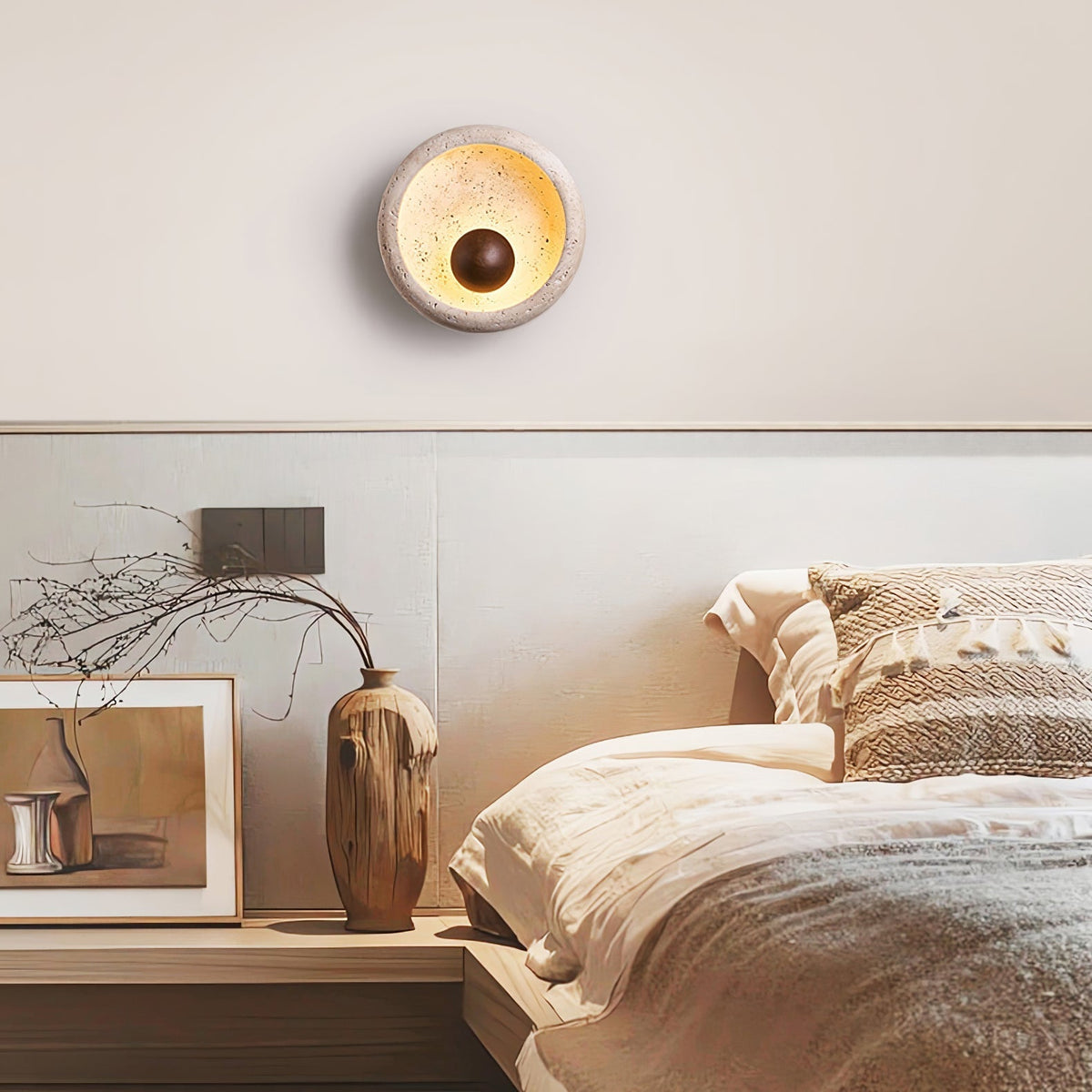 Serinaria Orb-Shaped Travertine Wandleuchte