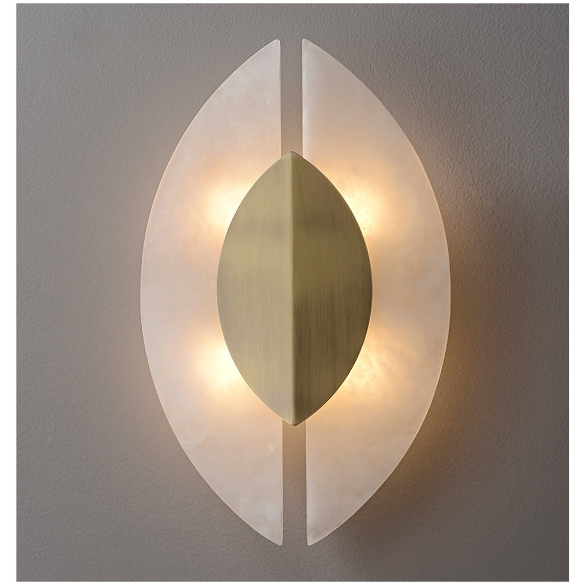 Avenanise Alabaster-Wandleuchte