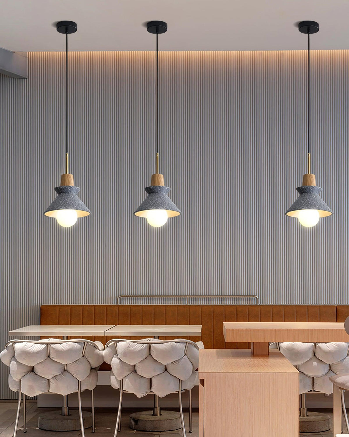 Revelo Pendelleuchte Holz Raum nordisch minimalistisch