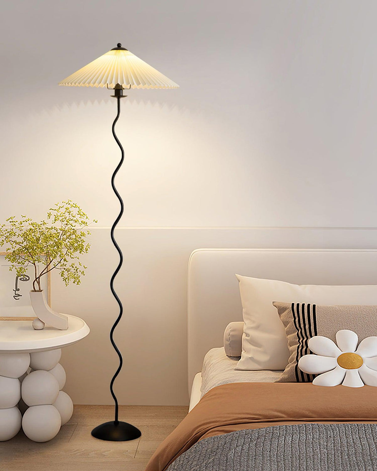 Avenaelia Stehleuchte