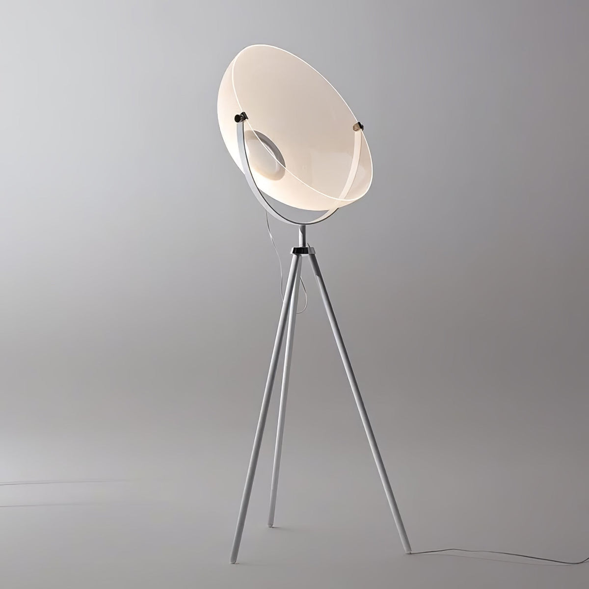 Zasolyra Tripod Stehleuchte