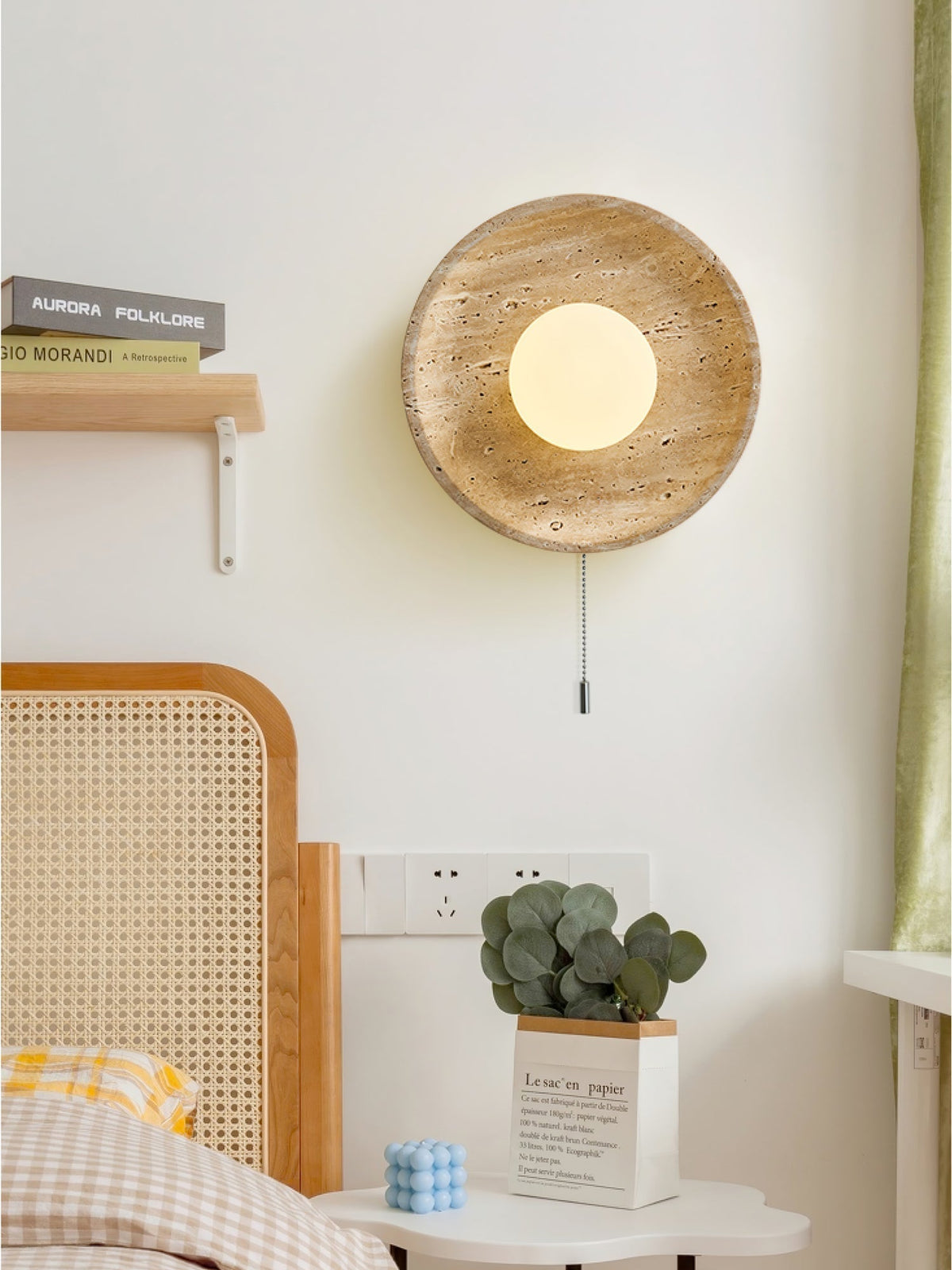 Tavik Bowl-Frame Travertine Wandleuchte