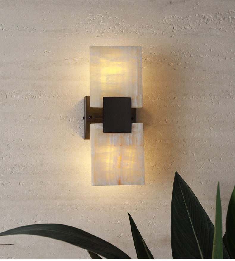 Nerion Shift Alabaster-Wandleuchte