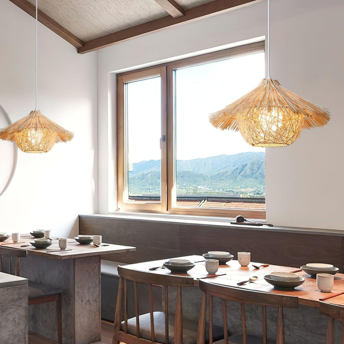 Sunell Rattan-Pendelleuchte in Strohhutform