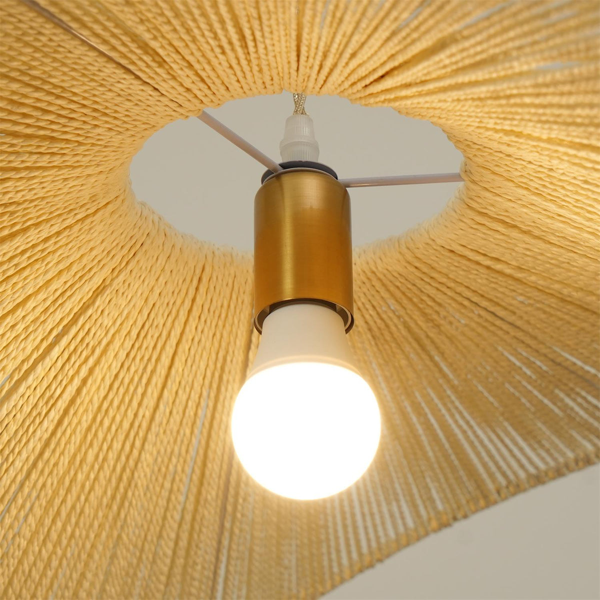 Canoeria Handgeflochtene Pendelleuchte aus natürlichem Rattan