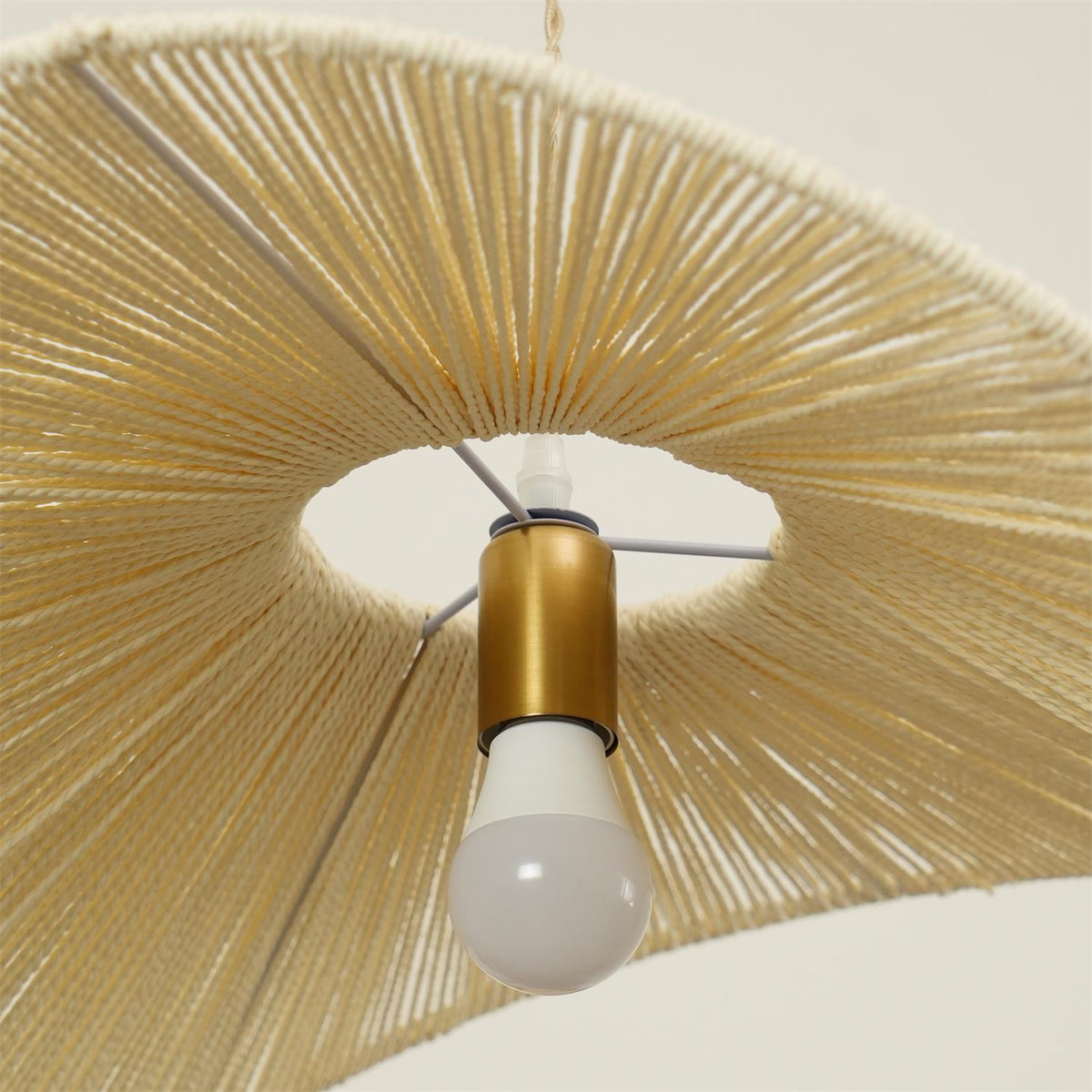 Canoeria Handgeflochtene Pendelleuchte aus natürlichem Rattan