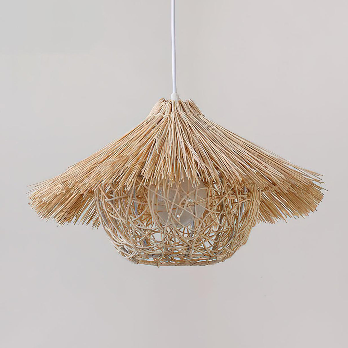Sunell Rattan-Pendelleuchte in Strohhutform