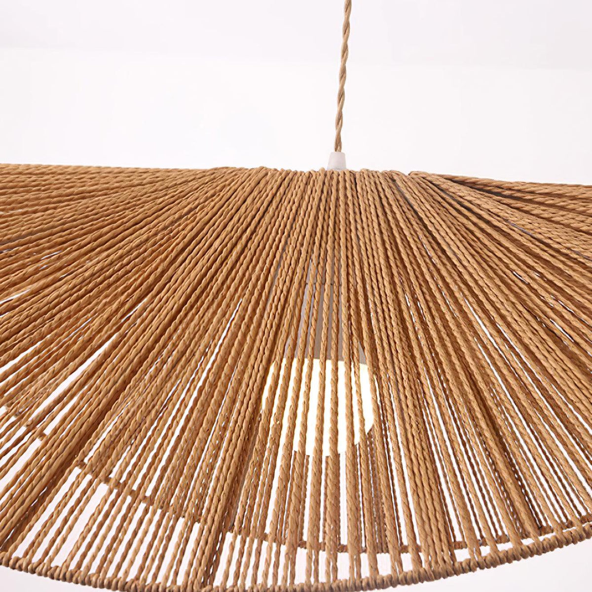 Canoeria Handgeflochtene Pendelleuchte aus natürlichem Rattan