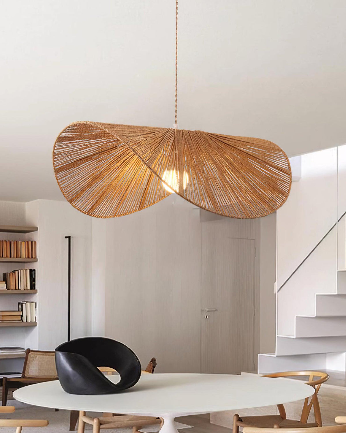Canoeria Handgeflochtene Pendelleuchte aus natürlichem Rattan