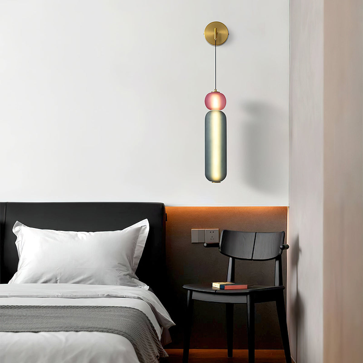 Eurtalia zeitgenössische minimalistische Glas-Wandleuchte