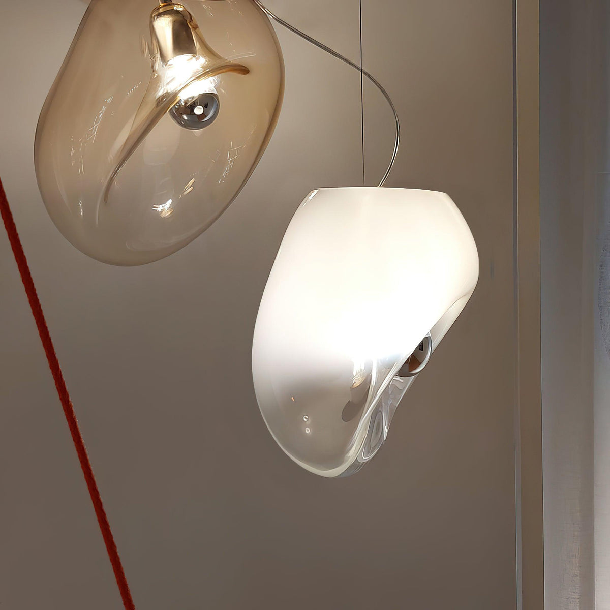 Rune Minimalistische Pendelleuchte aus transparentem Glas