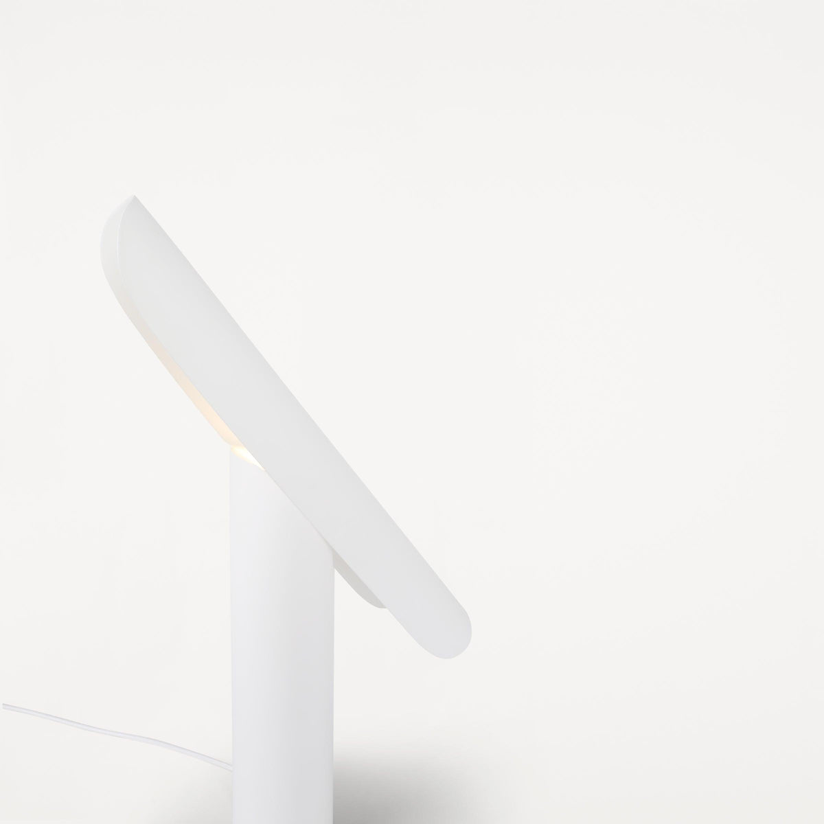 Zenice Minimalistische Tischleuchte