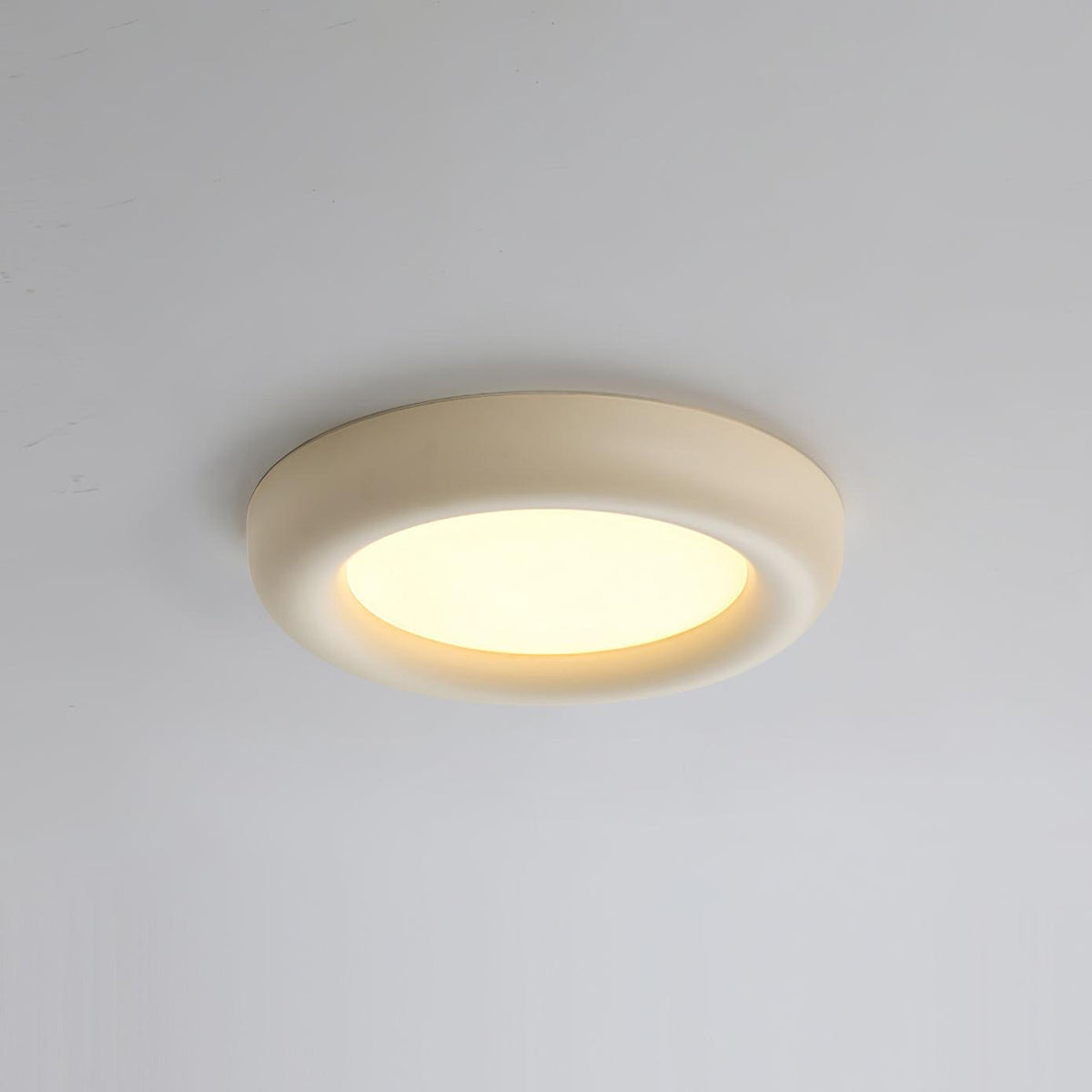 Deckenleuchte Beige flache Deckenleuchte mit Baldachin minimalistisch
