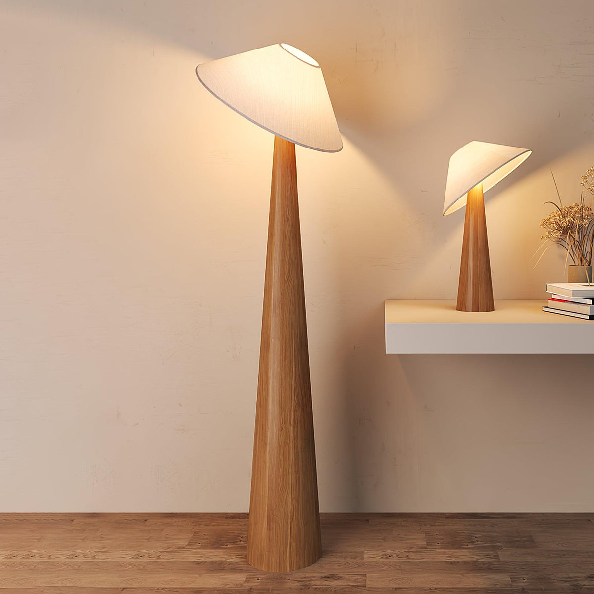Apex Stehleuchte aus Holz mit verjüngtem Design