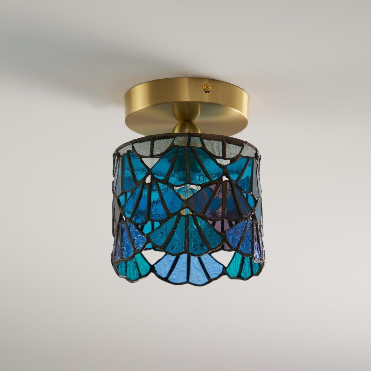 Rosavine Tiffany-Buntglas-Deckenleuchte