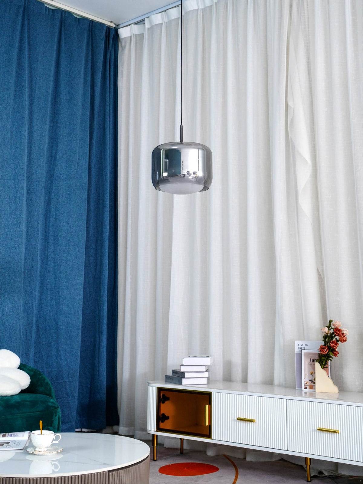 Absolud Pendelleuchte aus Rauchglas mit zweischichtigem quadratischem Lampenschirm für das Esszimmer | Cielum