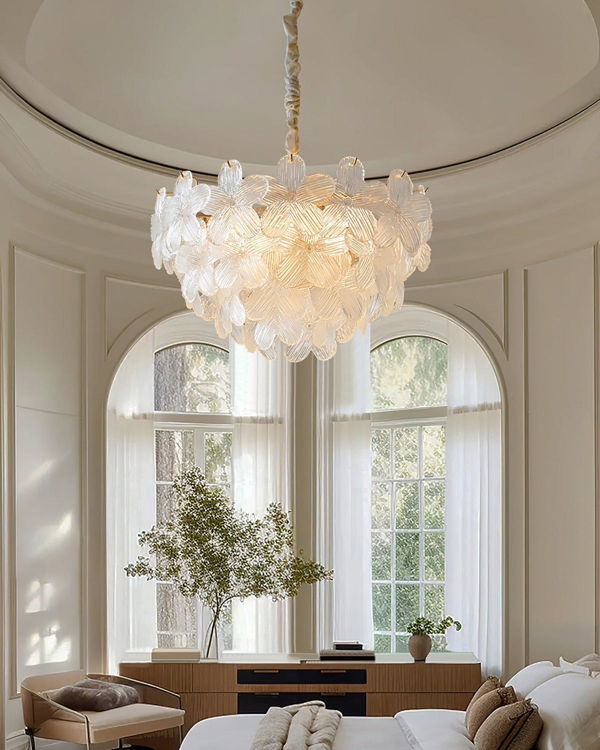 Cavine Kronleuchter aus rosa Glas in Blumenform