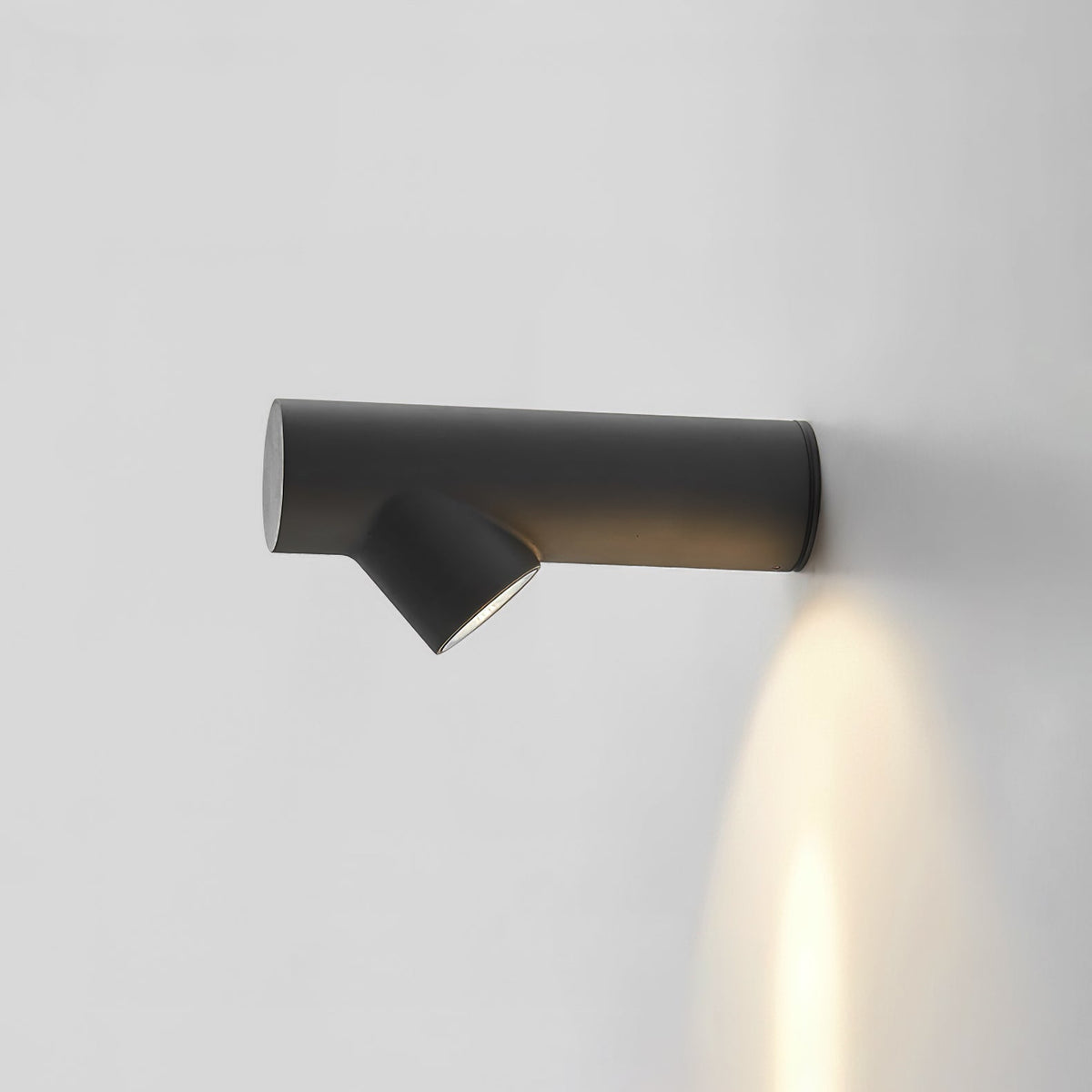 Pipeline zeitgenössische minimalistische Röhren-Wandleuchte