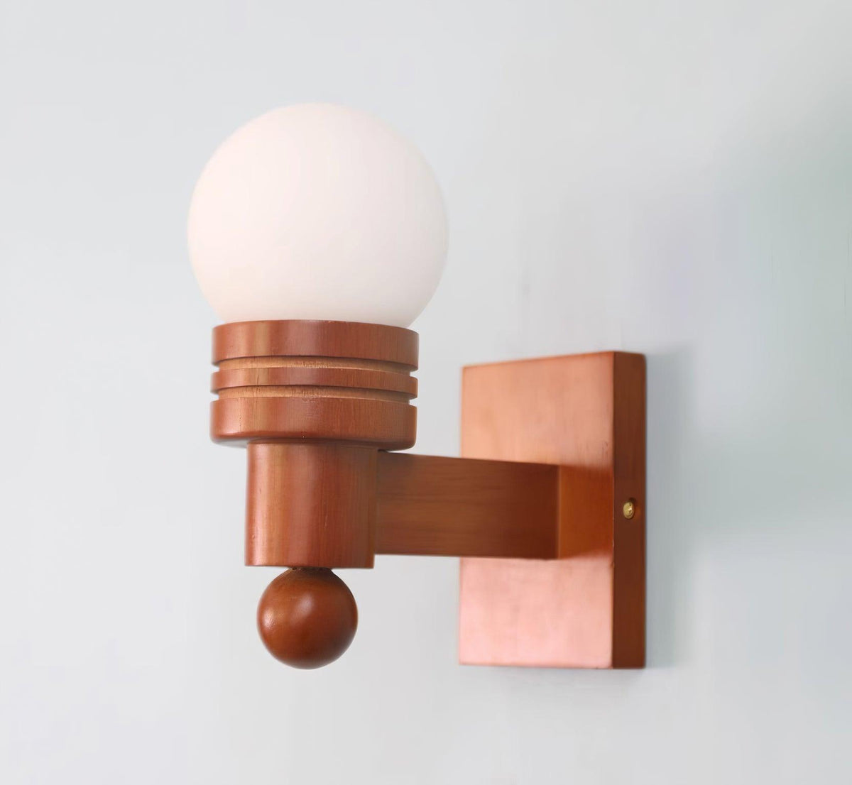 Beam Wandleuchte aus massivem Holz