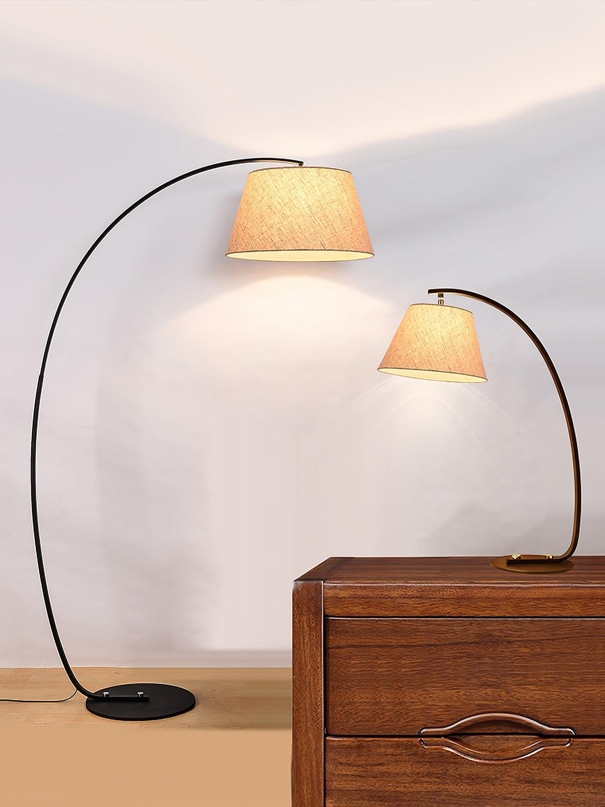 Sernis Stoff-Kunsthandwerk-Stehleuchte +Beige