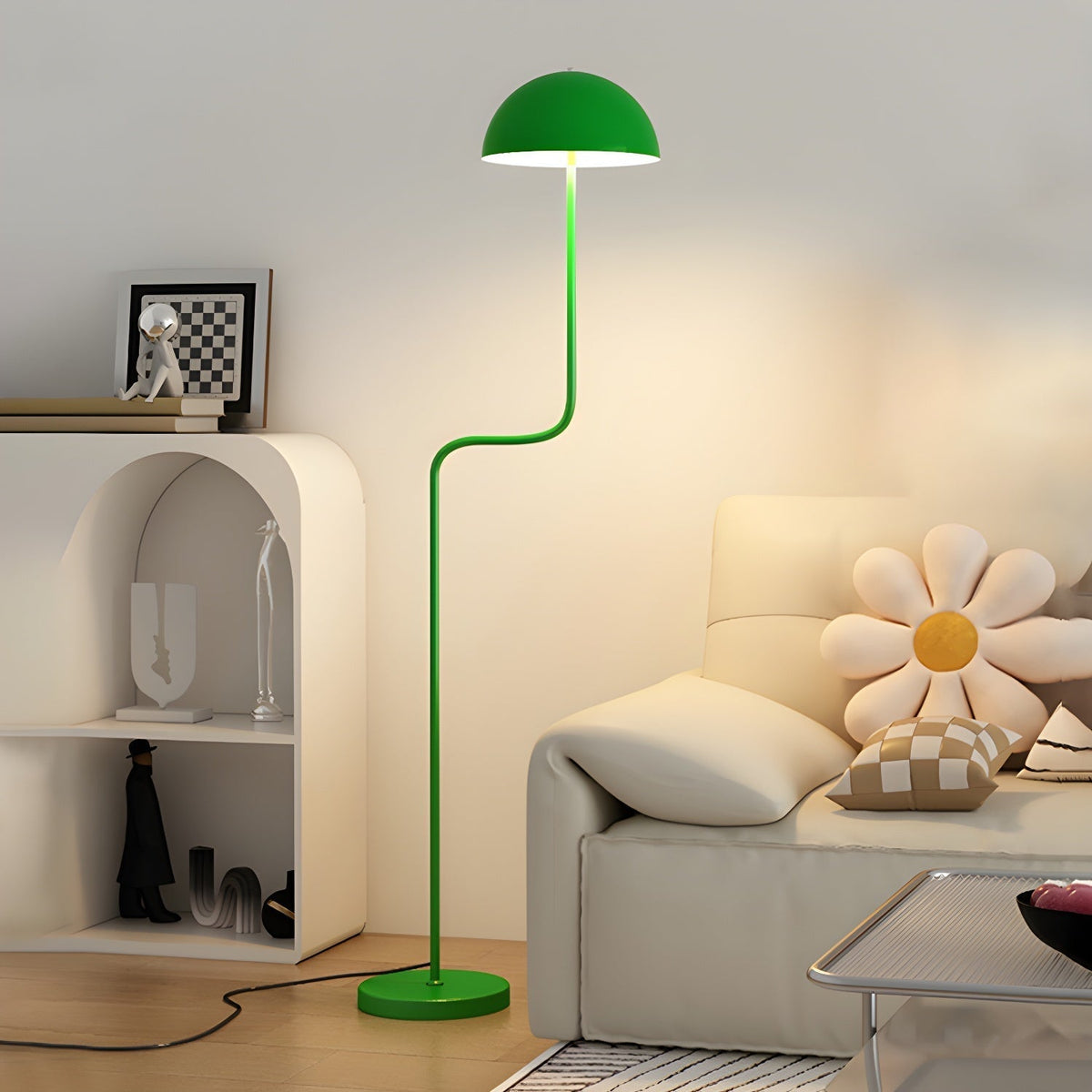 Narain Stehleuchte aus Glas im minimalistischen Stil