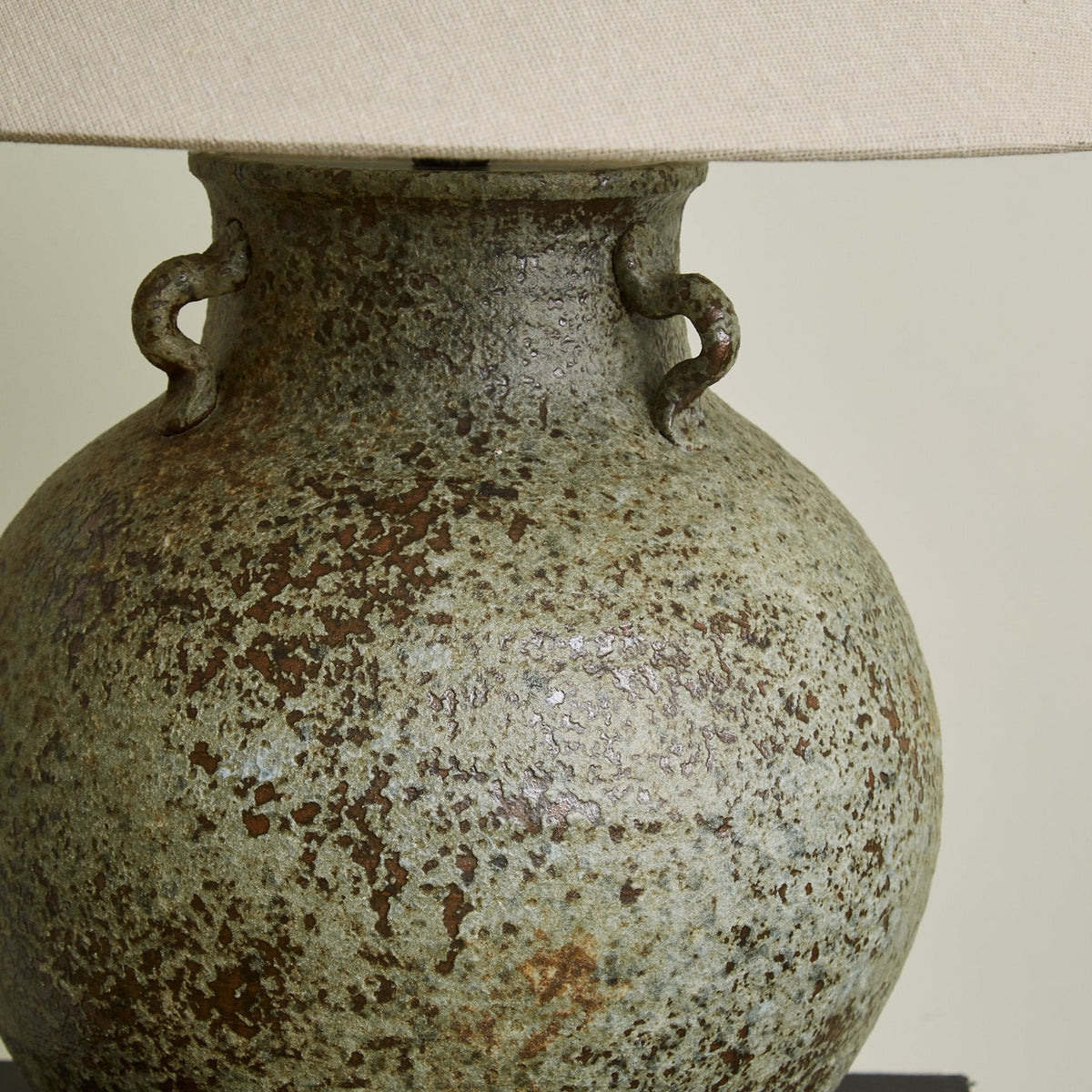 Doria Verdigris Handle Tischleuchte