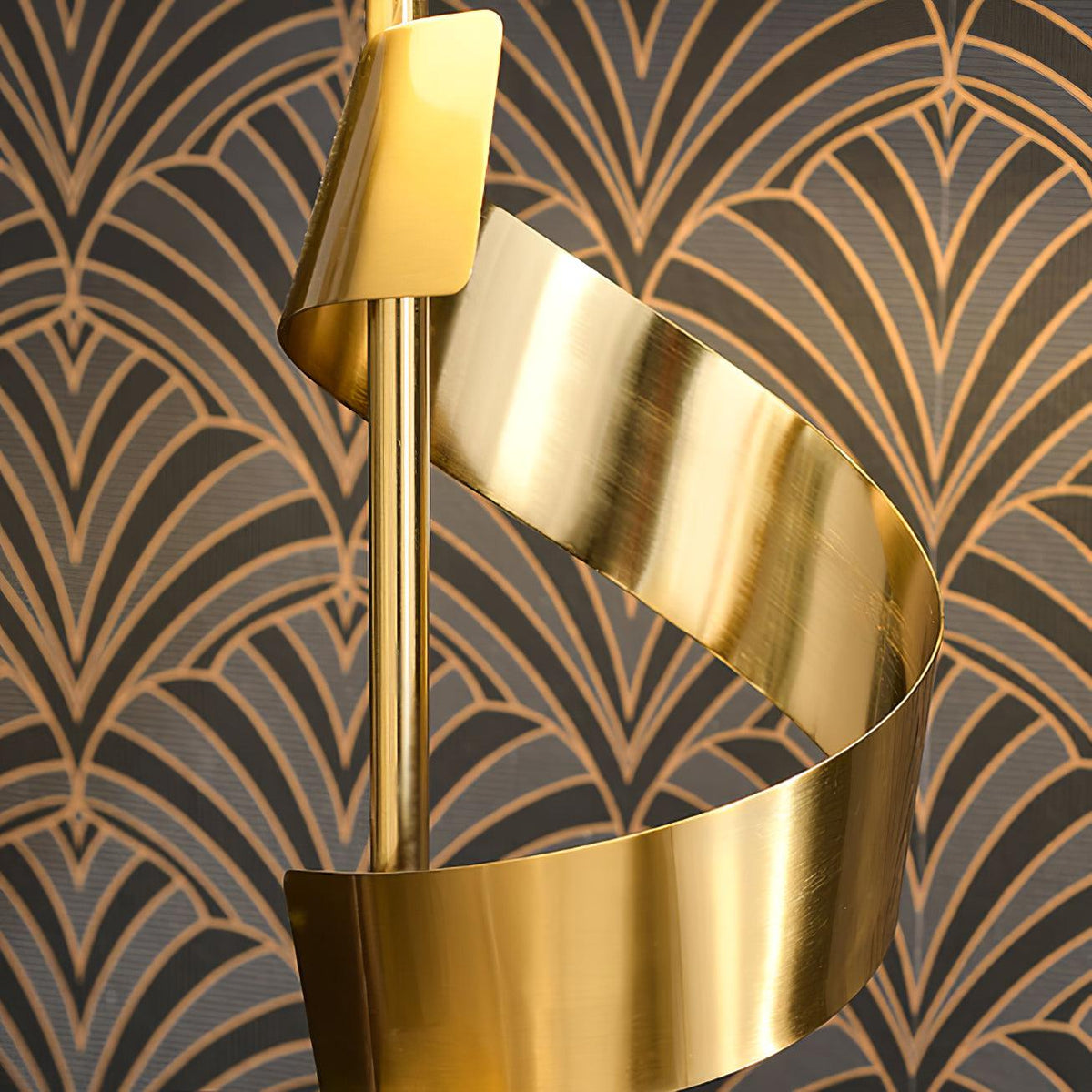 Seraph Luxe Tischleuchte aus Stoff