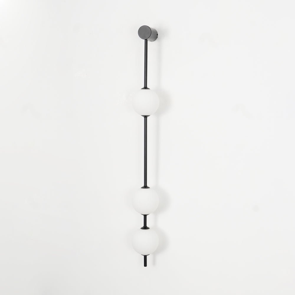 Soloiella Wandleuchte vertikale Kugeln Messing