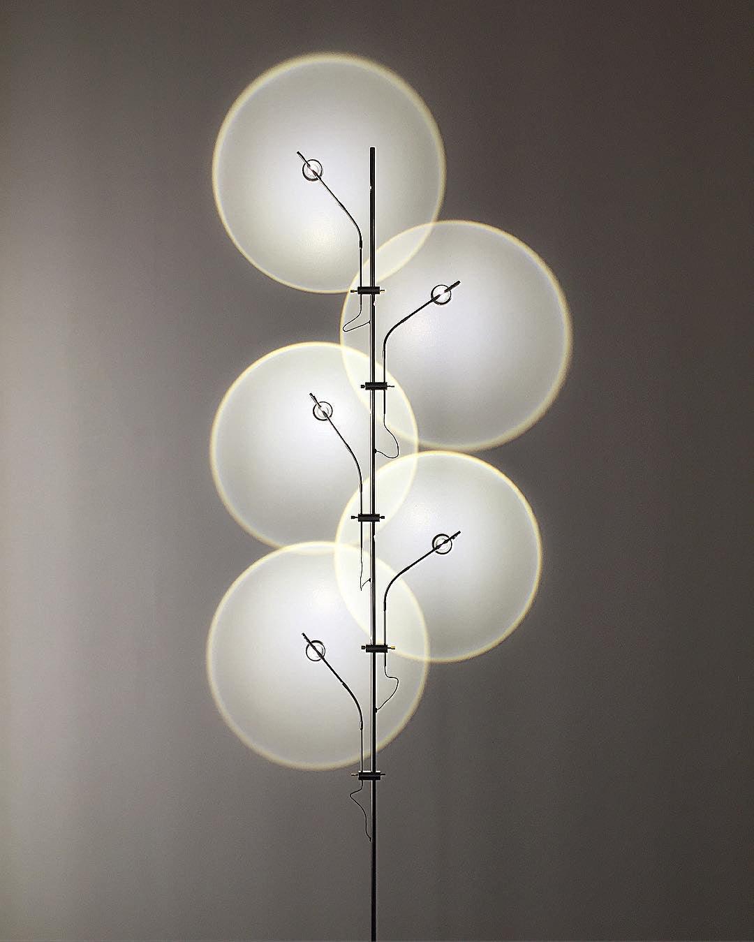 Receiv Stehleuchte Edelstahl minimalistisch klassisch für Wohnzimmer | Cielum