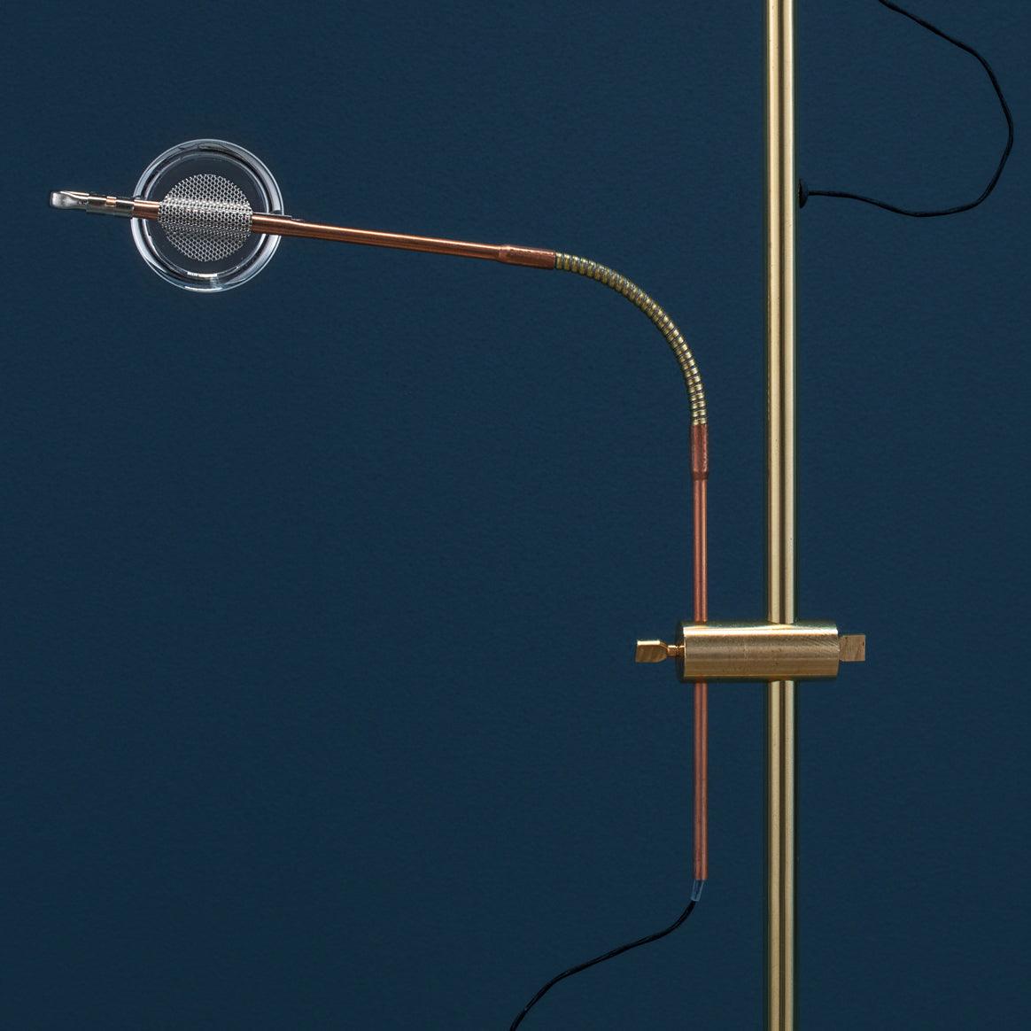 Receiv Stehleuchte Edelstahl minimalistisch klassisch für Wohnzimmer | Cielum