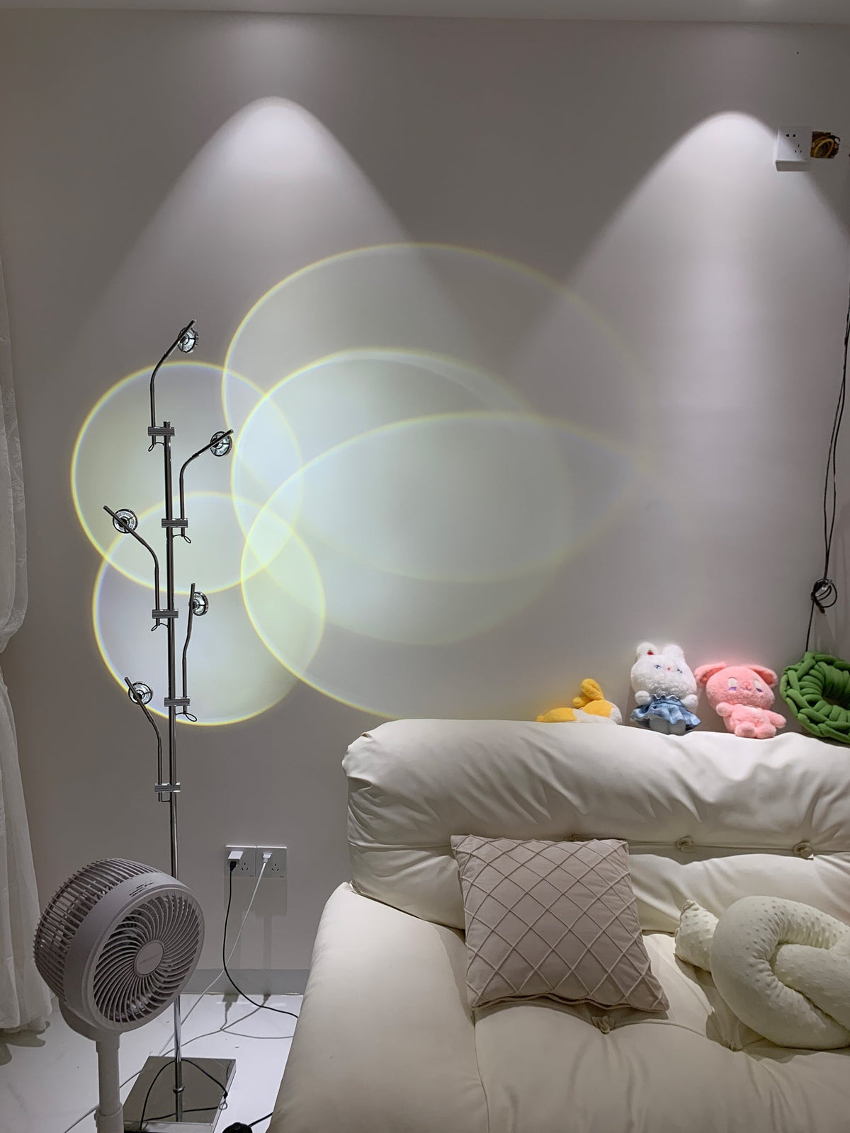 Receiv Stehleuchte Edelstahl minimalistisch klassisch für Wohnzimmer | Cielum