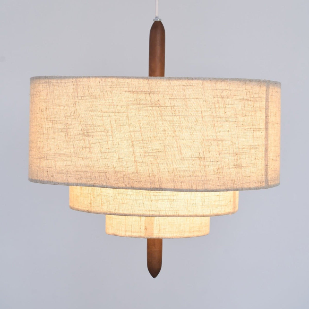 Salemu Elegance Wave Ladder Pendelleuchte aus Holz und Stoff