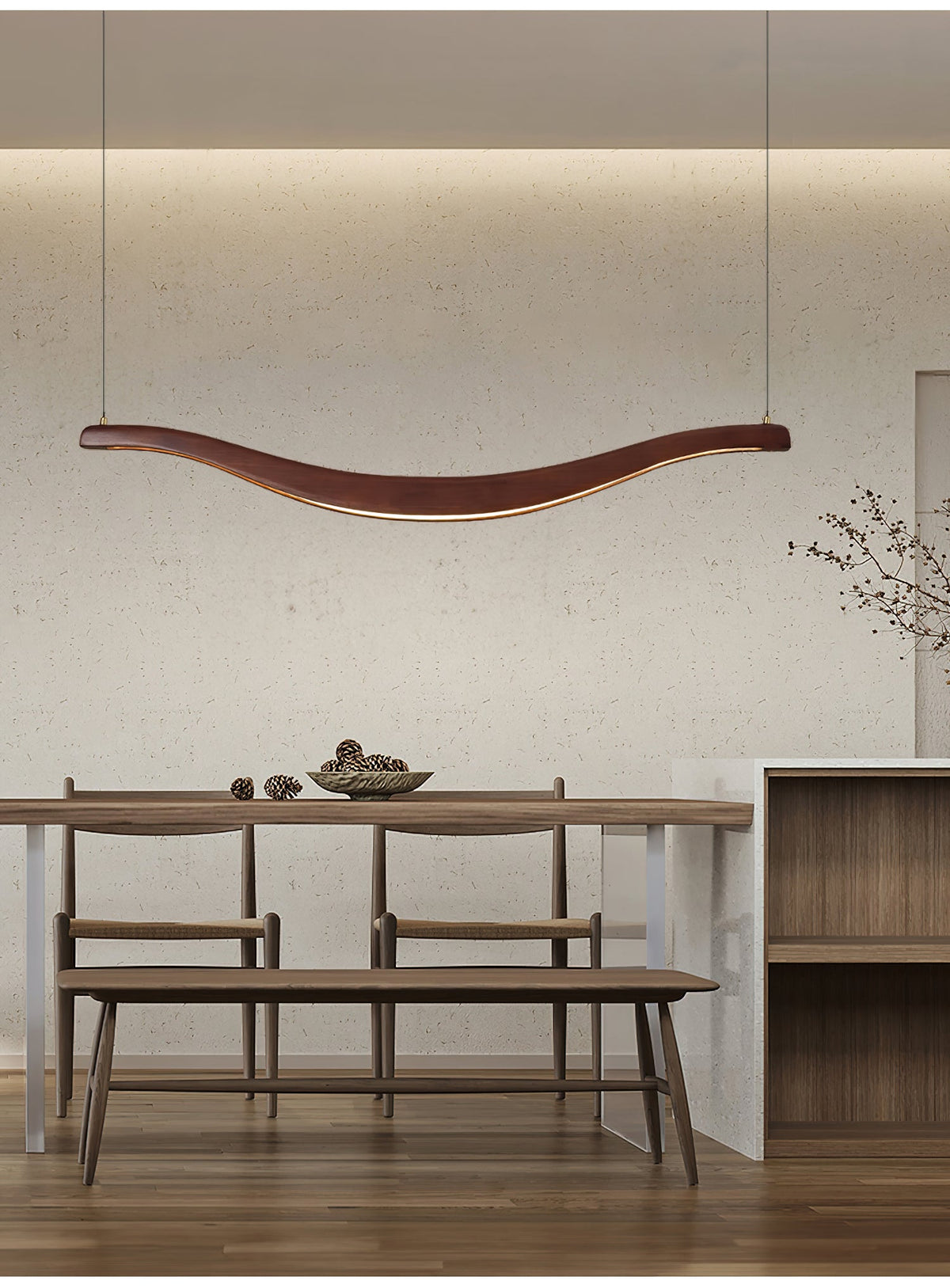 Elvuaria Kronleuchter aus Holz mit wellenförmigem Design