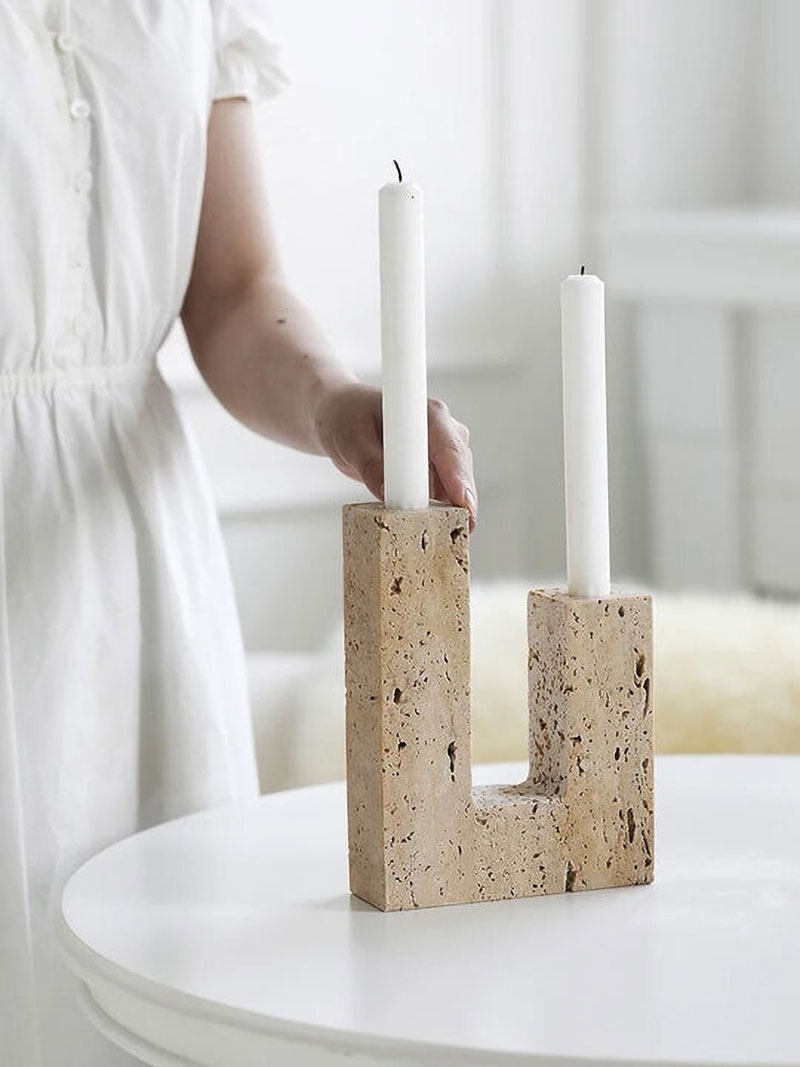 Horze Moderner Candleholder aus gelbem Travertin