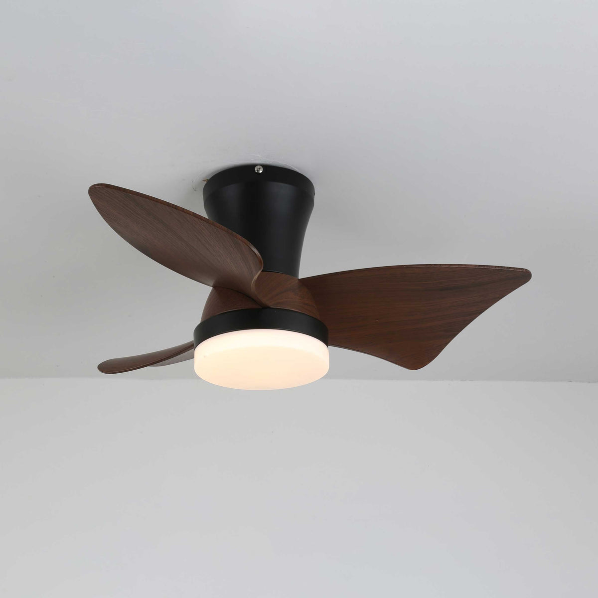 Aldivora Moderner Deckenventilator mit Beleuchtung aus Holz