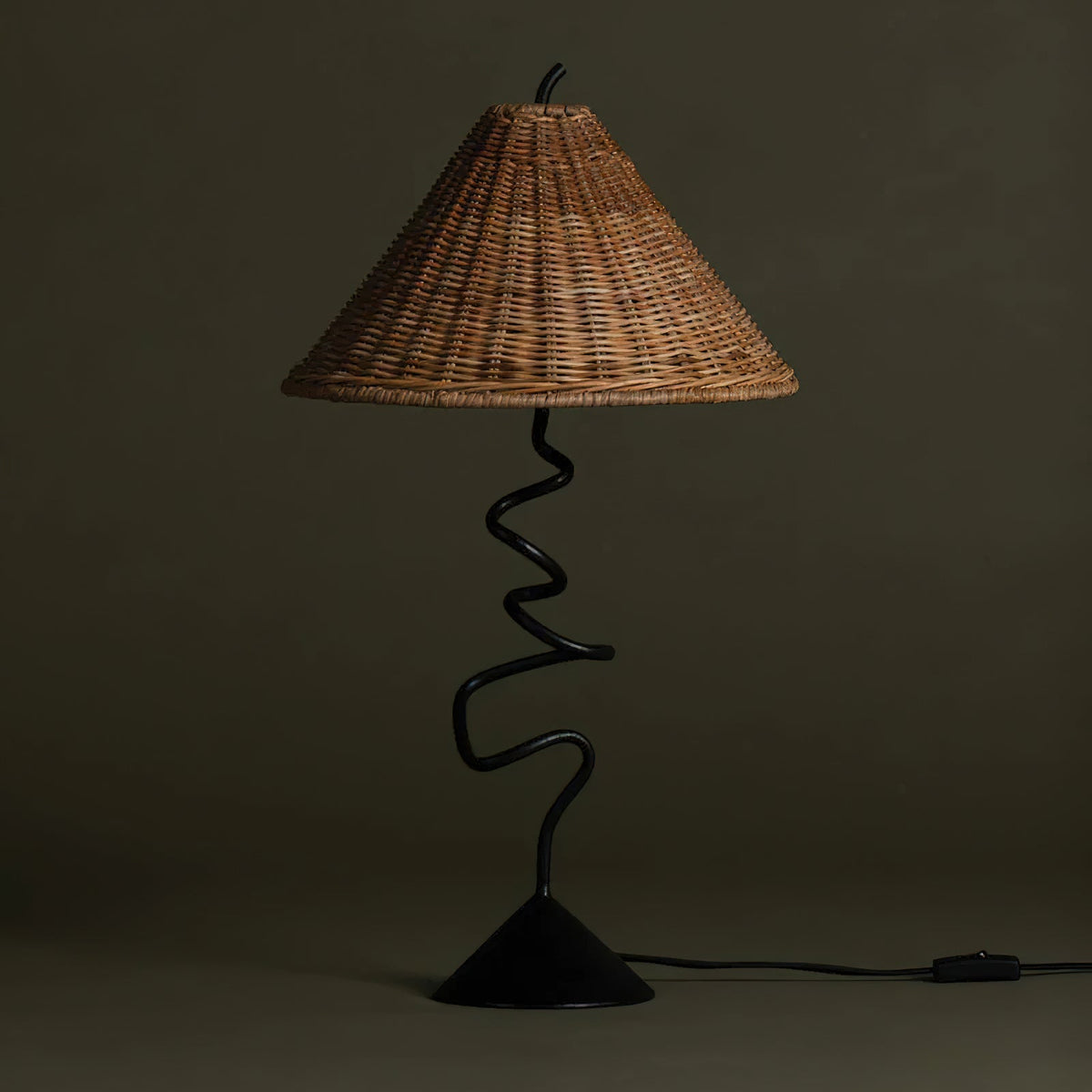 Arierina Rattan-Tischleuchte
