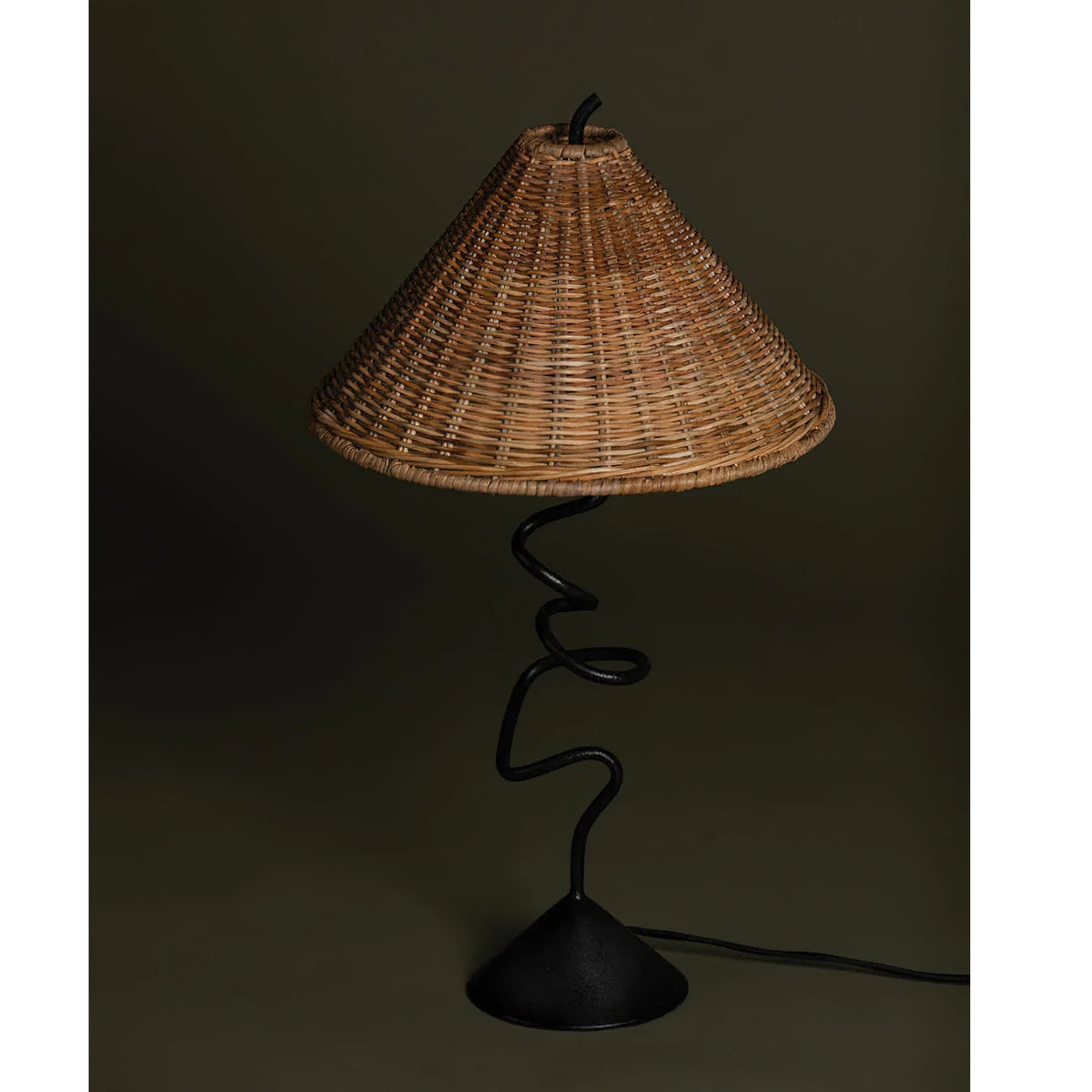 Arierina Rattan-Tischleuchte