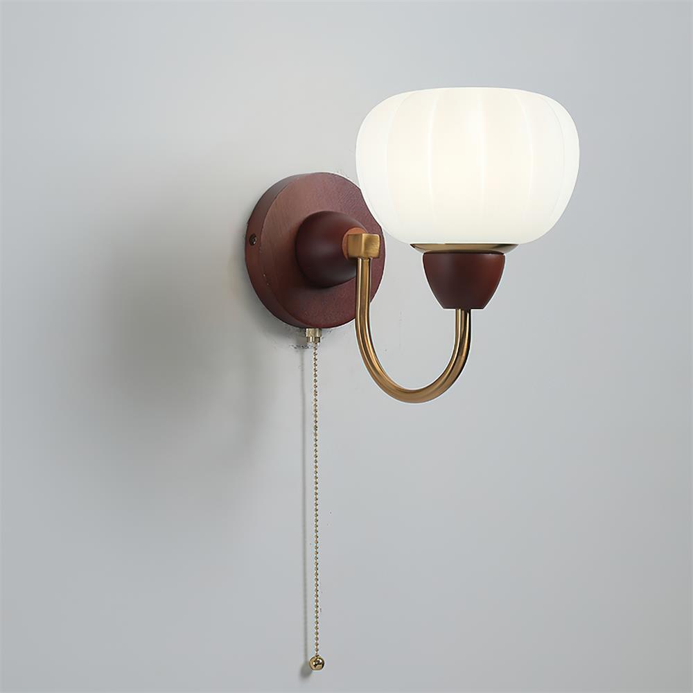 Rinielia Wandleuchte aus Holz Modell A
