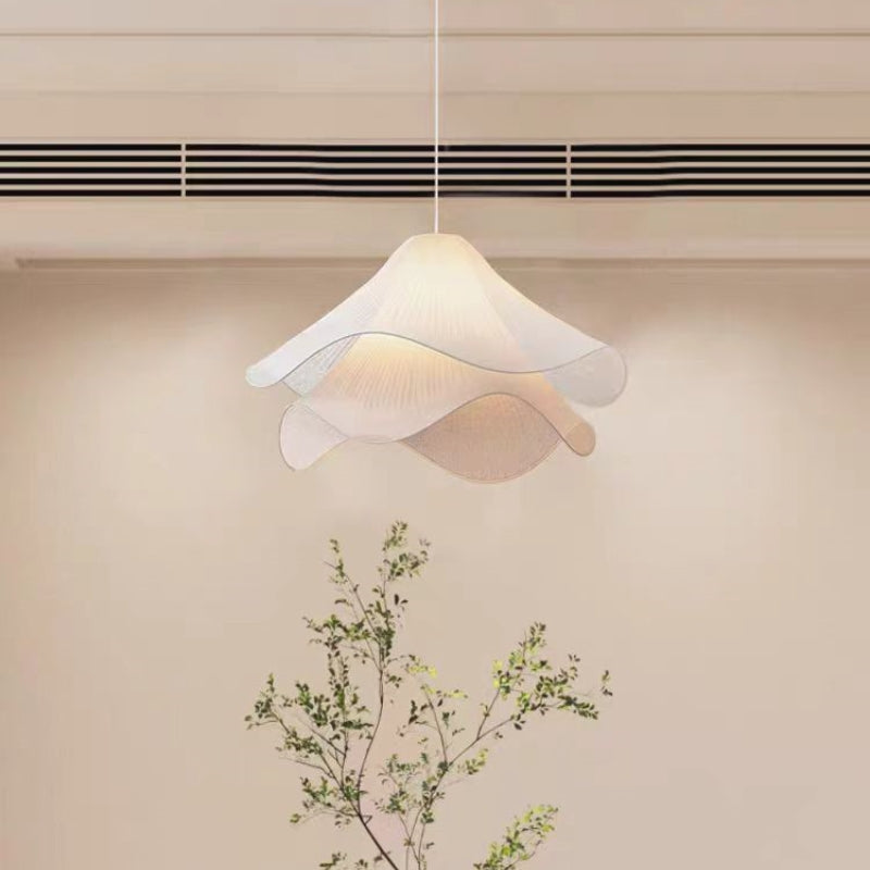 Revn Moderne Art-Déco-Pendelleuchte mit Blumenmotiv