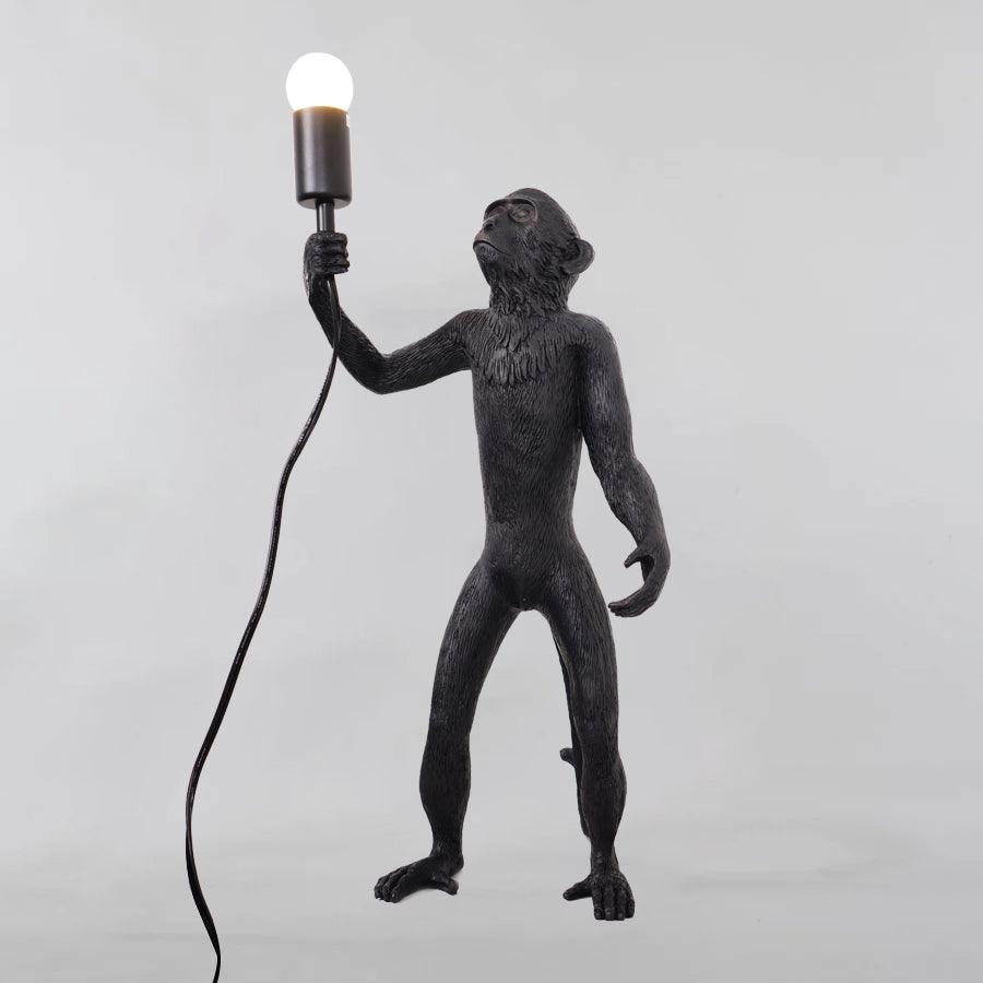 Nirielia Kunstharz-Tischleuchte in whimsischer Form