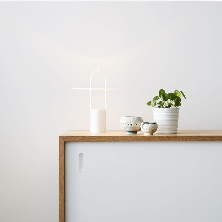 Hattie moderne Tischlampe