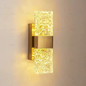 Kristy Moderne Rechteckige Wandleuchte aus Metall, Gold