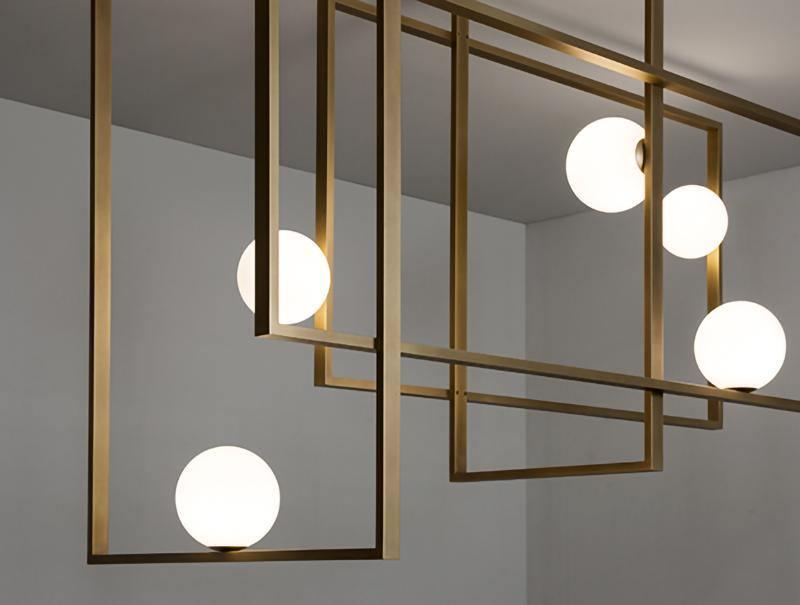 Veliiel Kronleuchter Mondrian aus Glas in Messing mit geometrischem Design