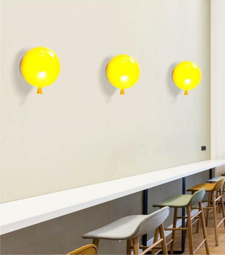 Kiri Cheerful Balloon Dream Kunststoff-Wandleuchte