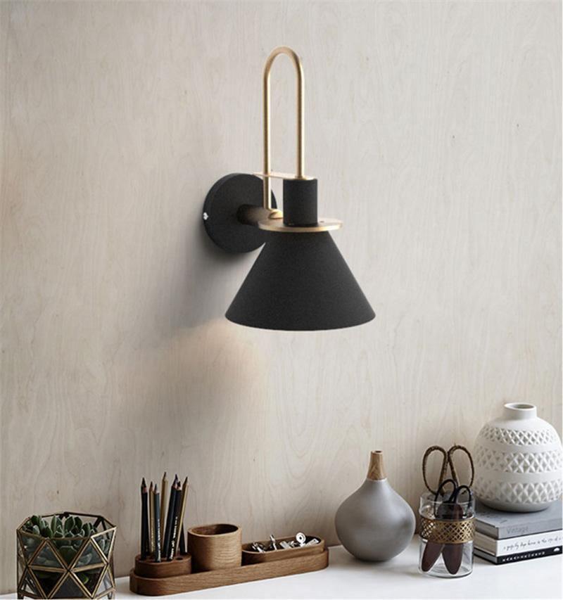 Solerine Wandleuchte Schwarz Gold Minimalistisch