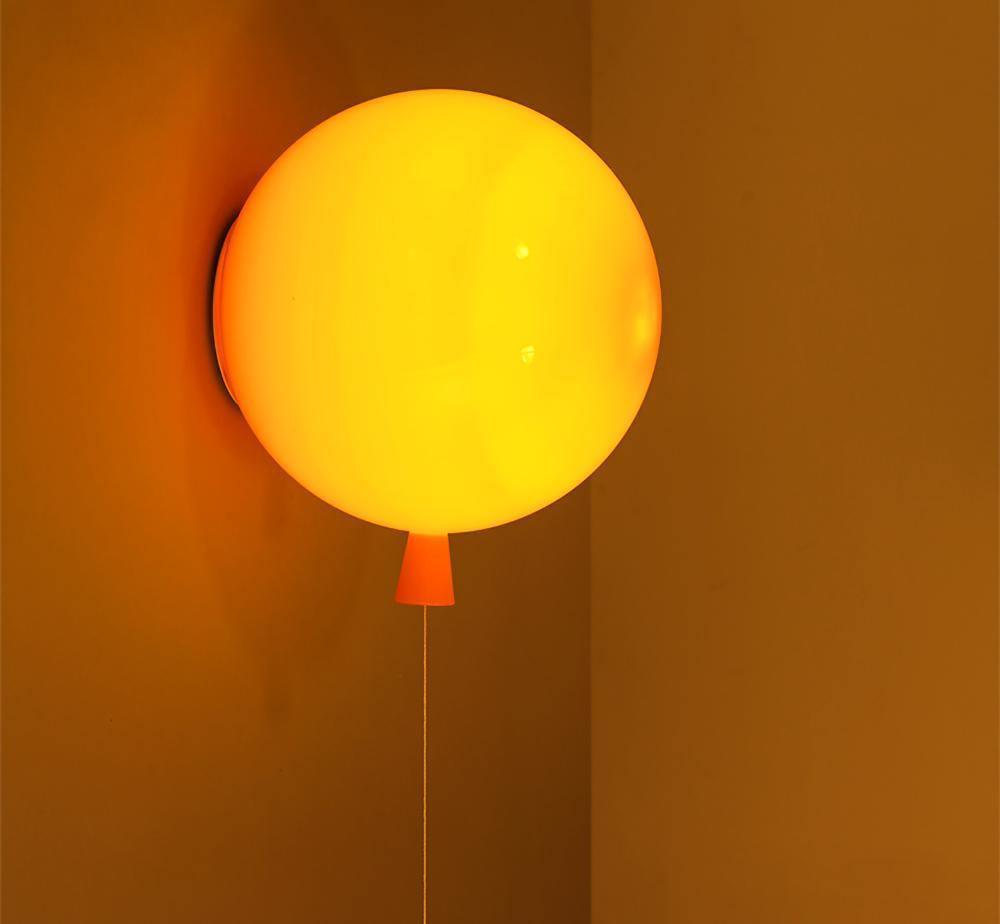 Kiri Cheerful Balloon Dream Kunststoff-Wandleuchte