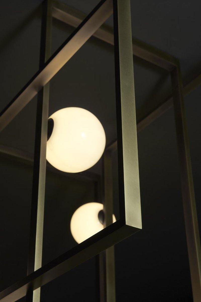 Veliiel Kronleuchter Mondrian aus Glas in Messing mit geometrischem Design